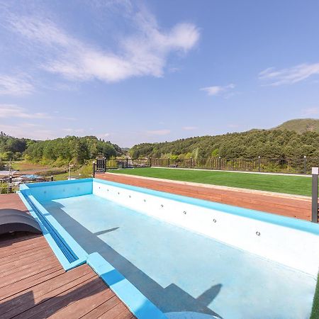 Walking Sky Pension Капхён Экстерьер фото