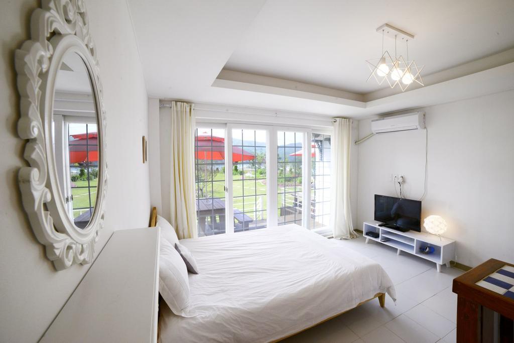 Walking Sky Pension Капхён Номер фото