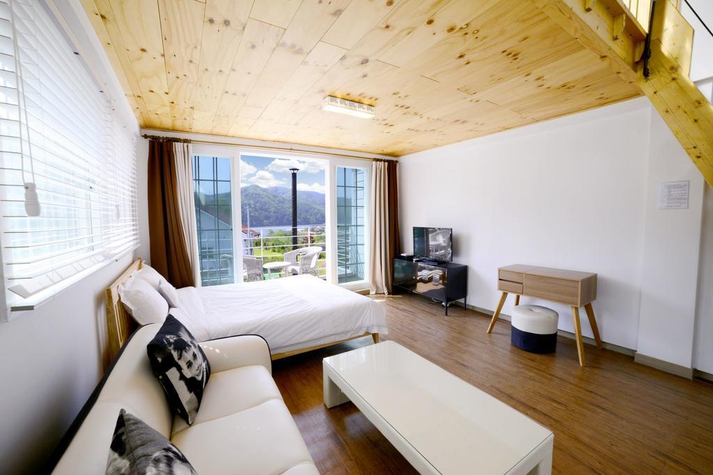 Walking Sky Pension Капхён Номер фото